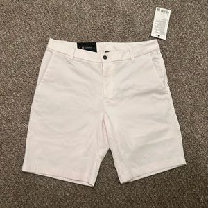 Lululemon commission short. 34